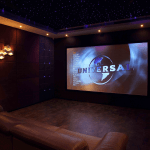 transformer une piece en salle de cinema