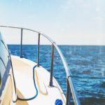 reboucher des trous dans la coque de son bateau