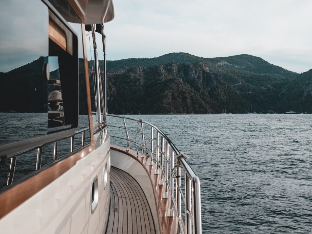 Profilés en aluminium pour le secteur naval : modèles et emplois